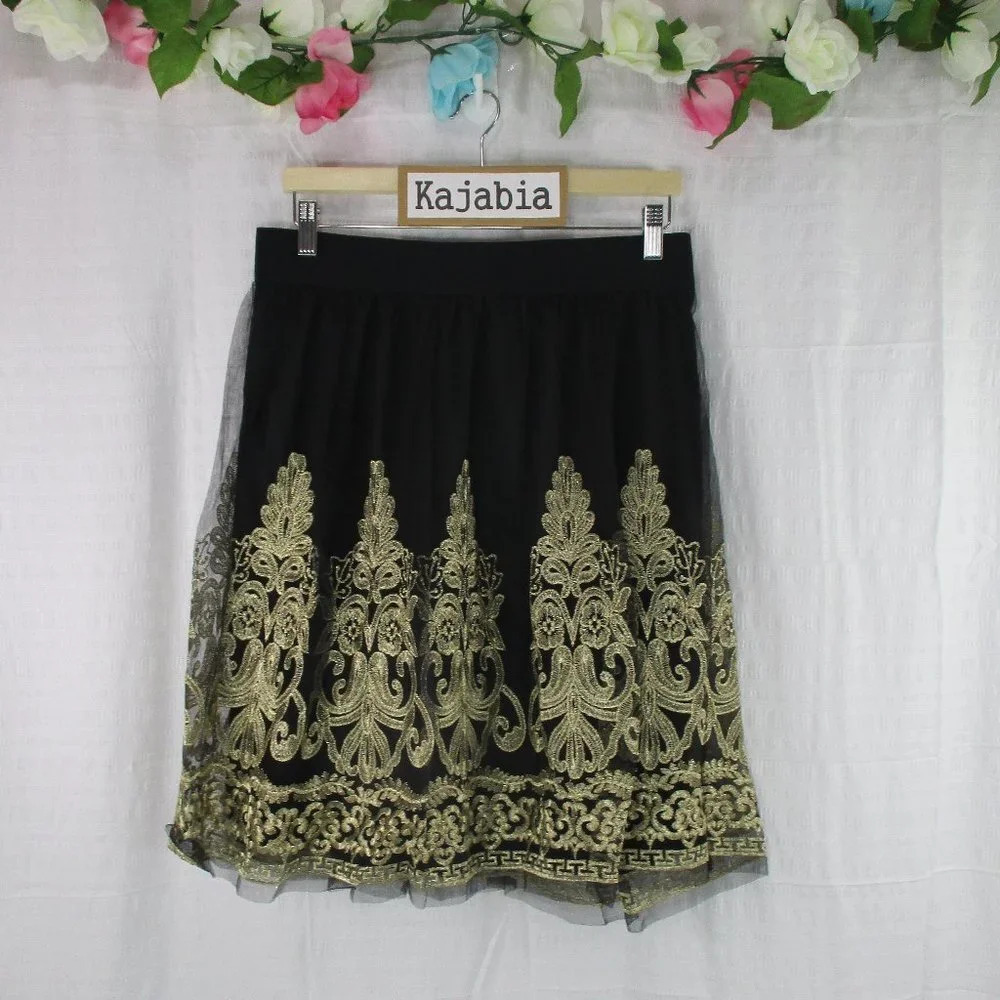 CHARLOTTE RUSSE Skirt NWT Size Medium